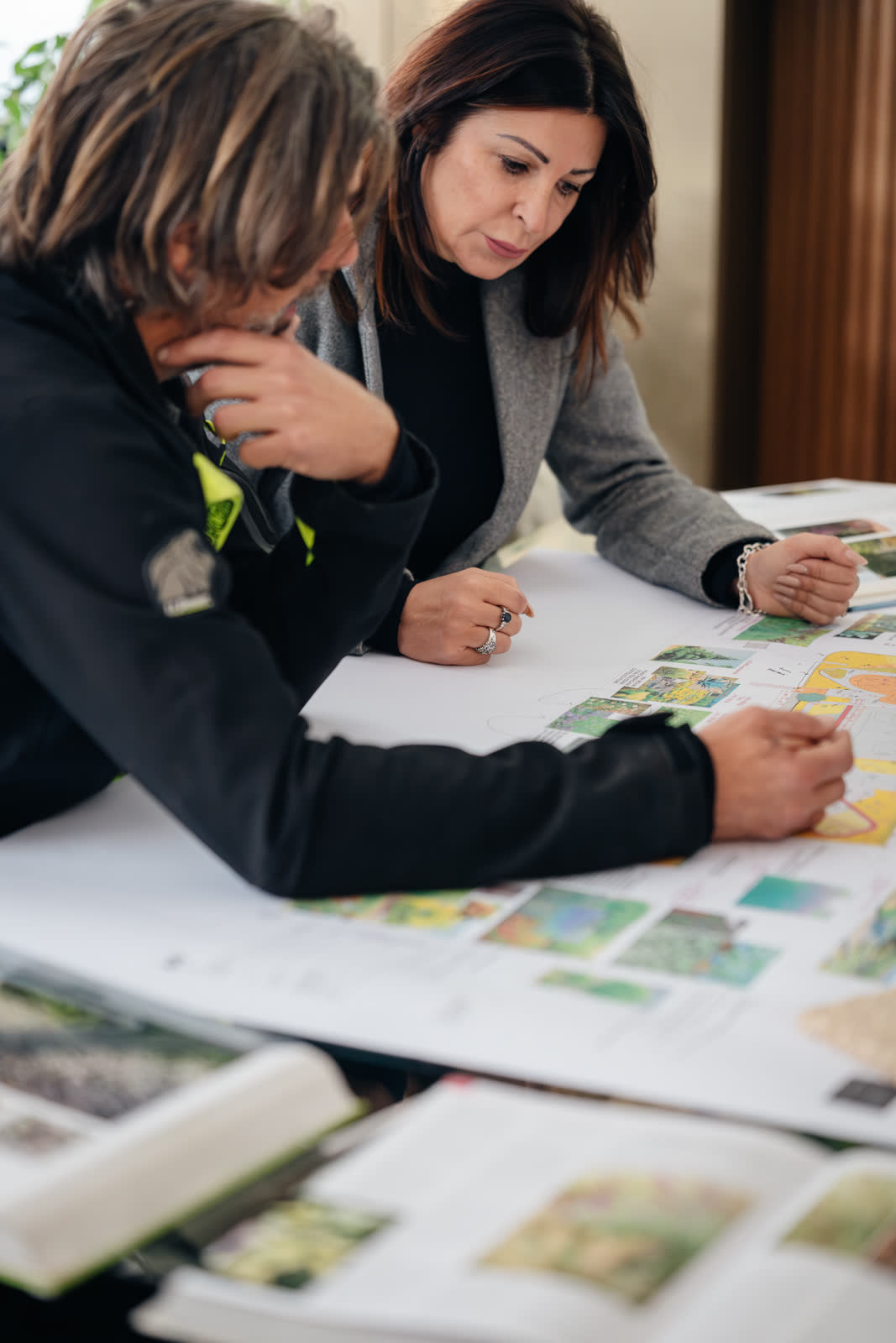 Disegno del progetto a matita colorata